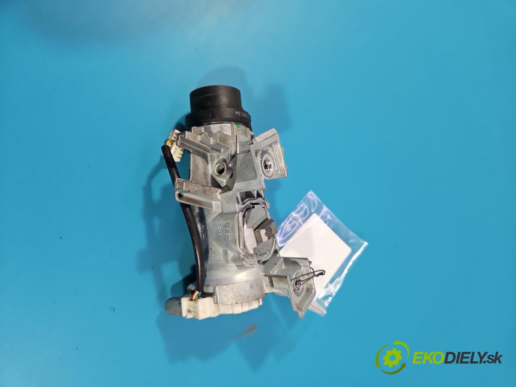 Vw Caddy III 2K 2003-2020 1.6 tdi 75 HP manual 55 kW 1598 cm3 5- Spínačka 1K0905851 (Spínacia skrinka)