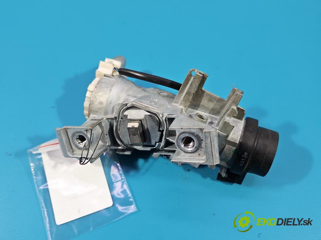 Vw Caddy III 2K 2003-2020 1.6 tdi 75 HP manual 55 kW 1598 cm3 5- Spínačka 1K0905851 (Spínacia skrinka)