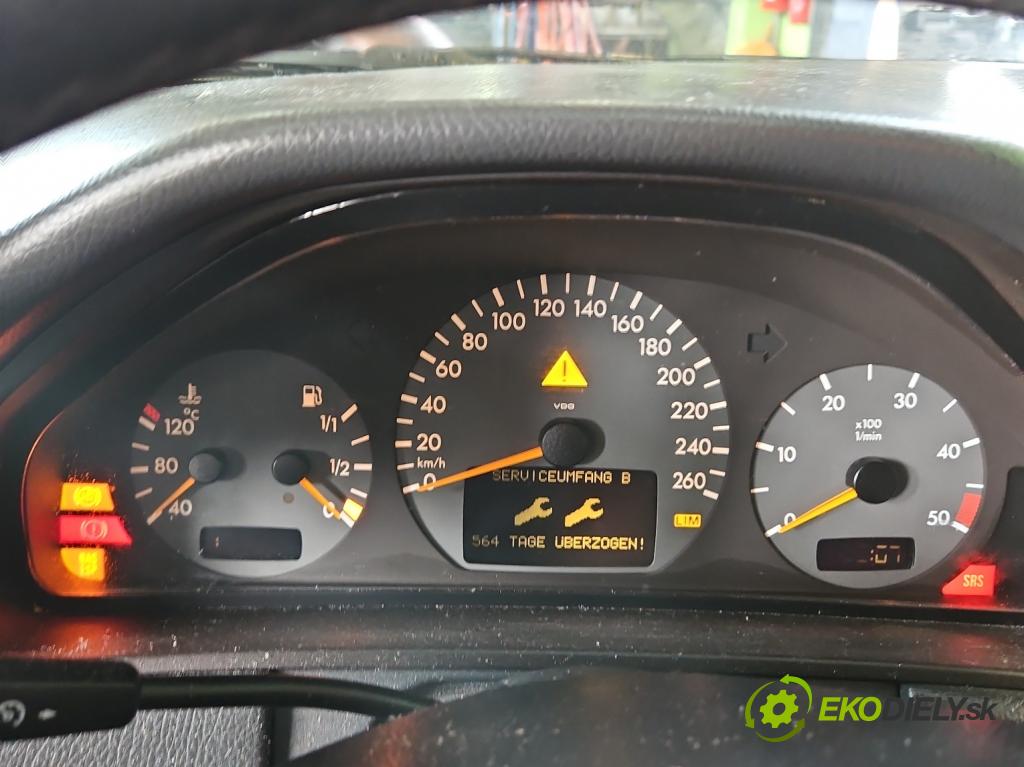 Mercedes E W210 1995-2002 2.2 CDI 136 HP manual 100 kW 2148 cm3 4- prístrojovka/ budíky A2105402911 (Prístrojová doska)
