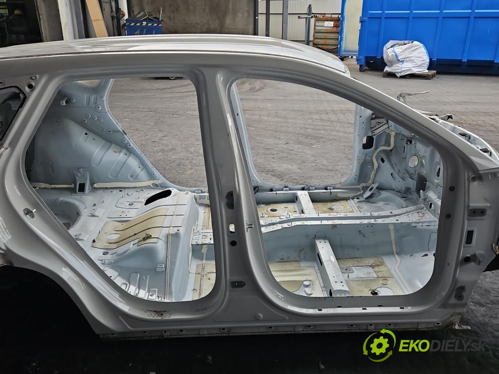 Hyundai Tucson IV 2020- 1.6 T-GDI 150 hp manual 110.1 kW 1598 cm3 5- práh pravý  (Karoserie ostatní)