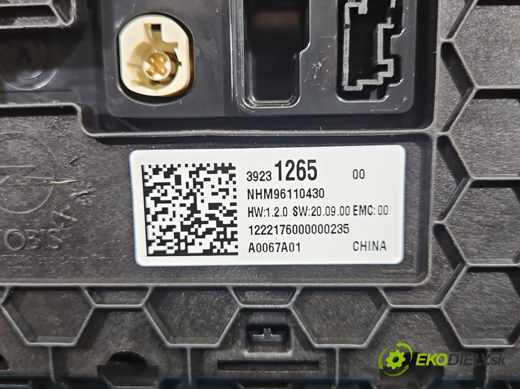 Opel Corsa F 2019- 1.2 12V 75 HP manual 55 kW 1199 cm3 5- Radio originál 3923126500
