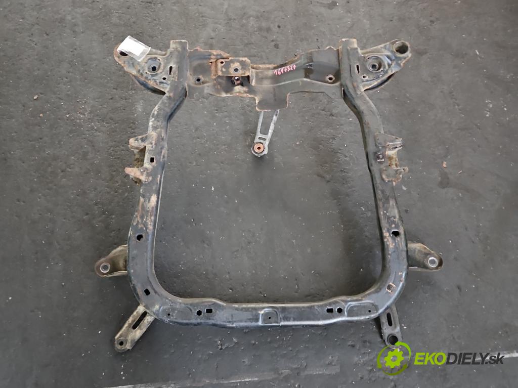 Opel Corsa C 2000-2006 1.0 12V 58 hp manual 43 kW 973 cm3 5- výztuha motoru