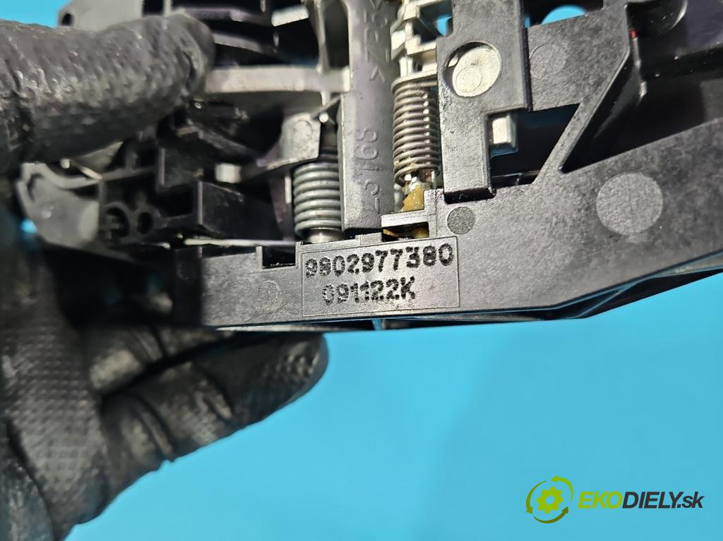 Opel Corsa F 2019- 1.2 12V 75 HP manual 55 kW 1199 cm3 5- rukoväť predné ľavé mimo: 9802977380 (Kľučka dverí vonkajšia predná ľavá)