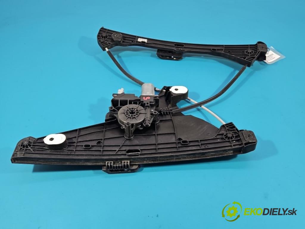 Opel Corsa F 2019- 1.2 12V 75 hp manual 55 kW 1199 cm3 5- mechanismus stahování přední levý 9829043680