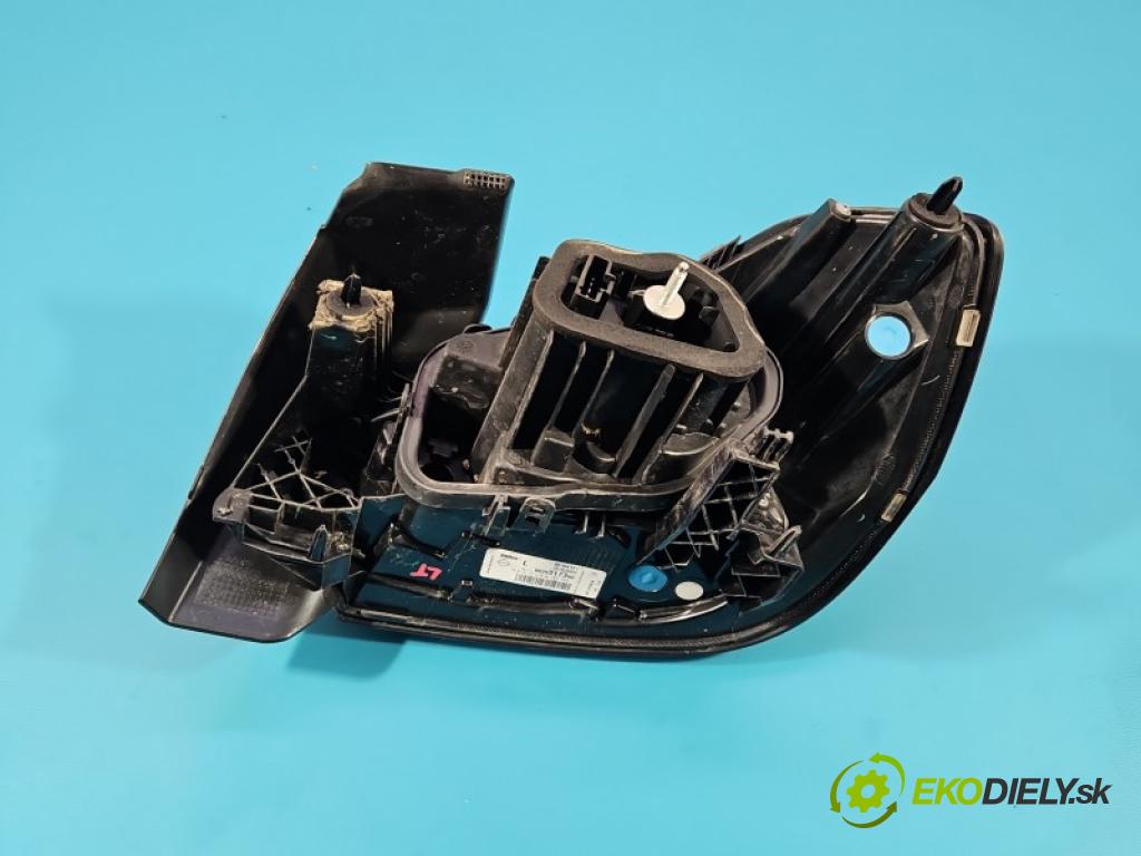 Opel Corsa F 2019- 1.2 12V 75 hp manual 55 kW 1199 cm3 5- světlo zadní levé blatník: 9829317380