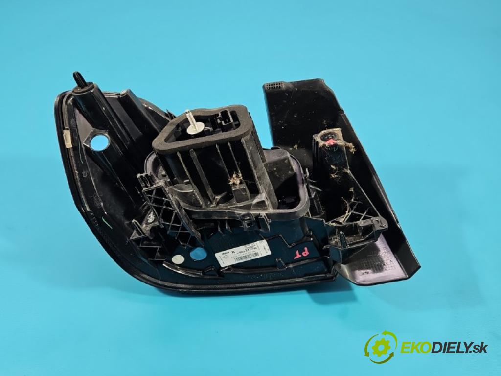 Opel Corsa F 2019- 1.2 12V 75 hp manual 55 kW 1199 cm3 5- světlo zadní pravé blatník: 9829317280
