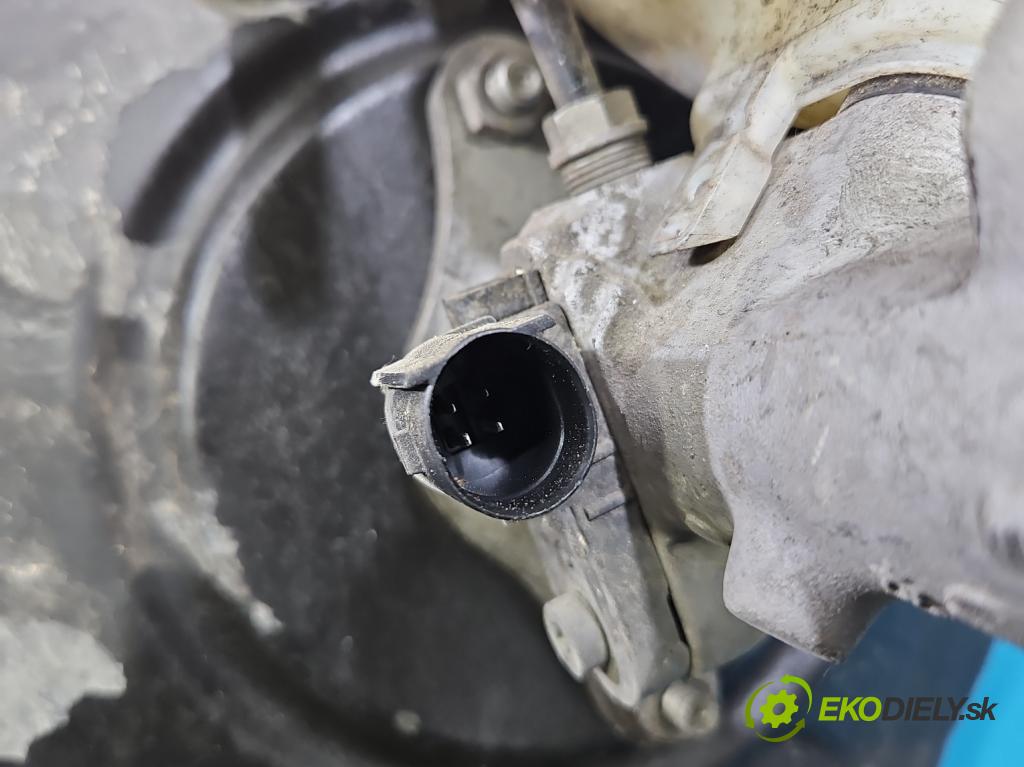 Vw Golf VI 2008-2013 1.6 tdi 105 hp manual 77 kW 1598 cm3 5- servo posilovač 1K1614105CK
