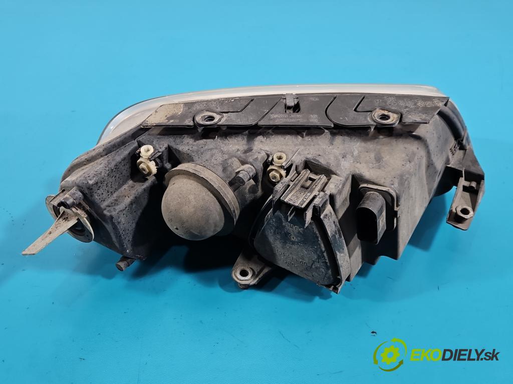 Vw Passat B5 1995-2005 1.8 T 150 HP manual 110 kW 1781 cm3 4- Reflektor: ľavý 3B0941015AN (Kľučka dverí ostatné)
