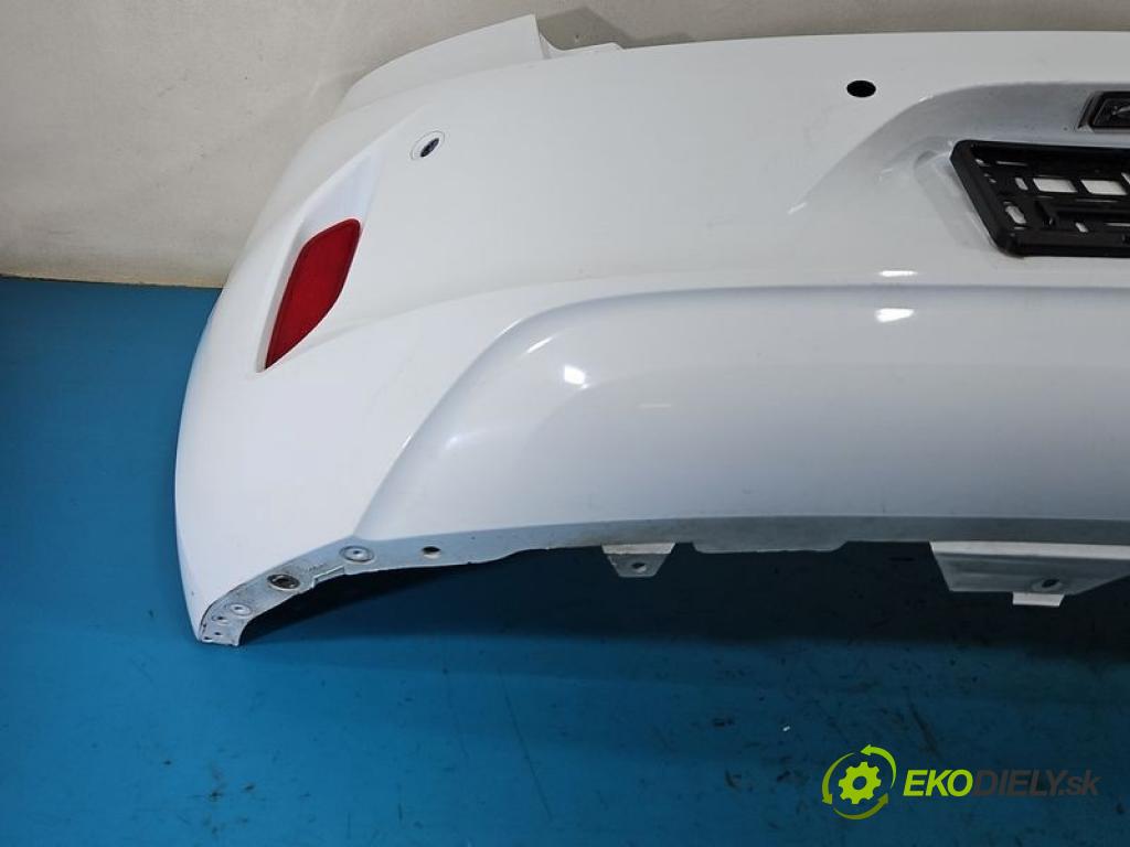 Opel Corsa F 2019- 1.2 12V 75 hp manual 55 kW 1199 cm3 5- nárazník zadní  (Klika dveří ostatní)