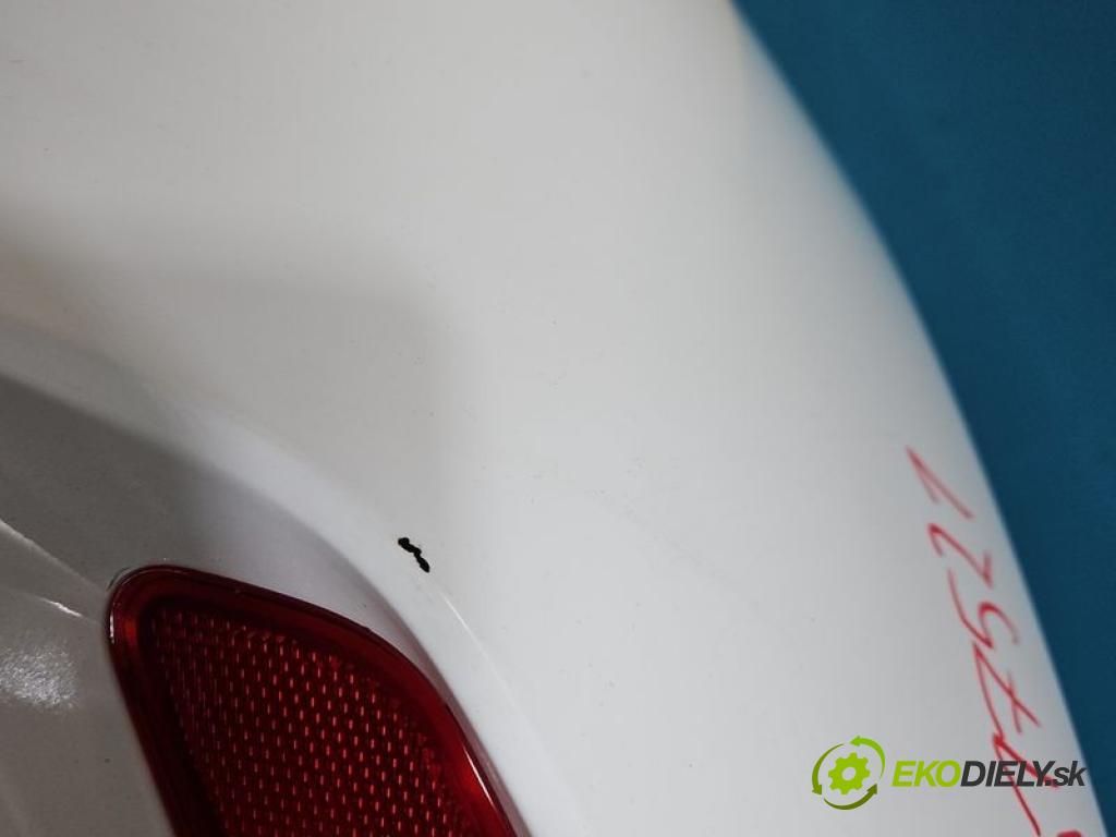 Opel Corsa F 2019- 1.2 12V 75 hp manual 55 kW 1199 cm3 5- nárazník zadní  (Klika dveří ostatní)