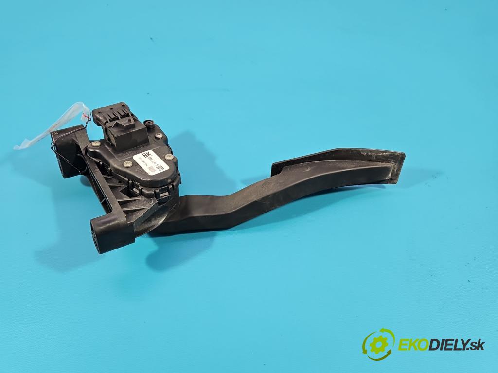 Opel Astra III 2004-2014 1.3 cdti 90 HP manual 66 kW 1248 cm3 5- pedal plyn potenciometr: 9157998