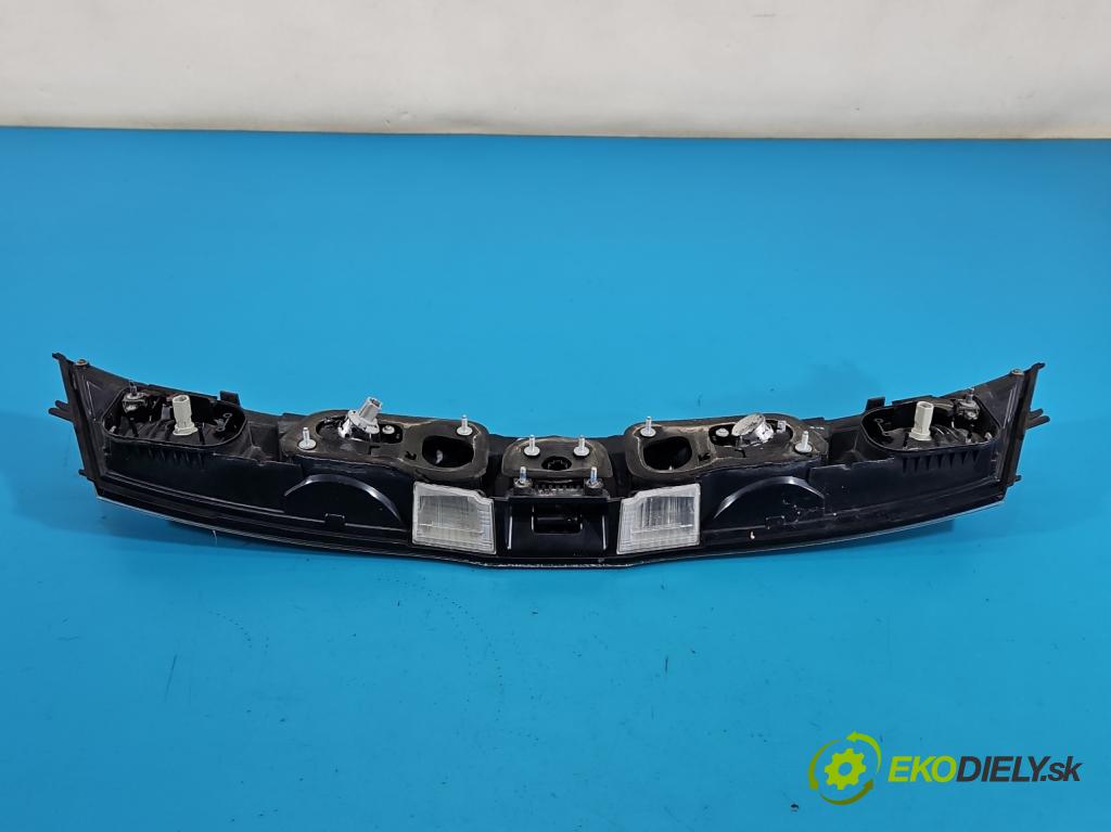 Honda Civic VIII 2006-2011 1.8 16V 140 hp manual 103 kW 1799 cm3 5- zaslepka: zadní 132-16721