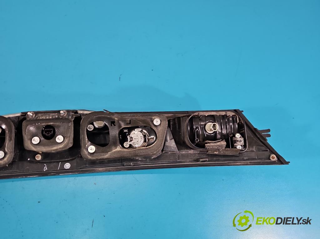 Honda Civic VIII 2006-2011 1.8 16V 140 hp manual 103 kW 1799 cm3 5- zaslepka: zadní 132-16721