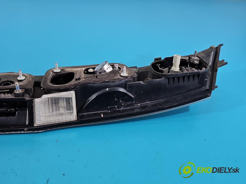 Honda Civic VIII 2006-2011 1.8 16V 140 hp manual 103 kW 1799 cm3 5- zaslepka: zadní 132-16721