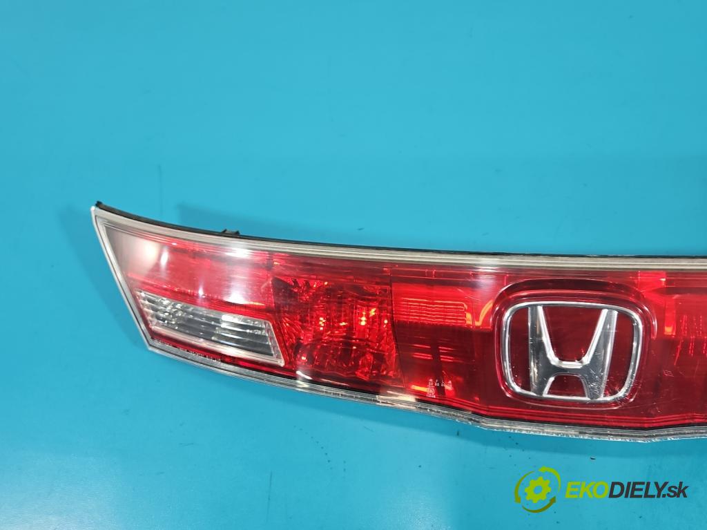 Honda Civic VIII 2006-2011 1.8 16V 140 hp manual 103 kW 1799 cm3 5- zaslepka: zadní 132-16721