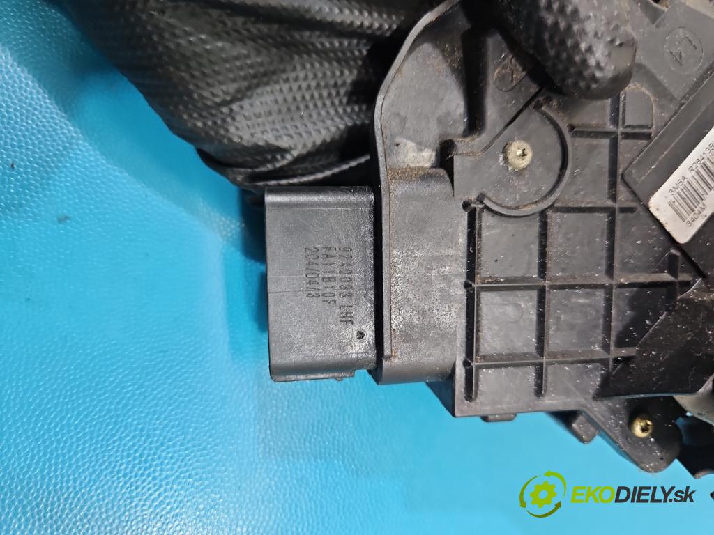 Ford C-Max I 2003-2010 1.8 16V 125 hp manual 92 kW 1798 cm3 5- zámek zadní levý 3M5AR26413BM