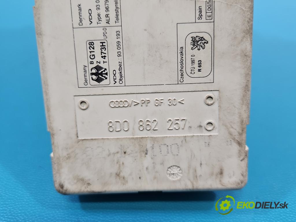Audi A4 B5 1994-2001 1.6 8V 101 HP manual 74 kW 1595 cm3 4- Centrální: zámek: 8D0862257