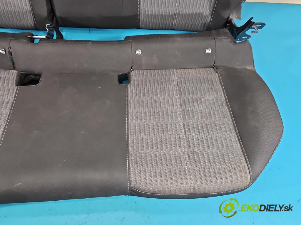 Opel Corsa F 2019- 1.2 12V 75 hp manual 55 kW 1199 cm3 5- Pohovka: zadní  (Sedadlo)