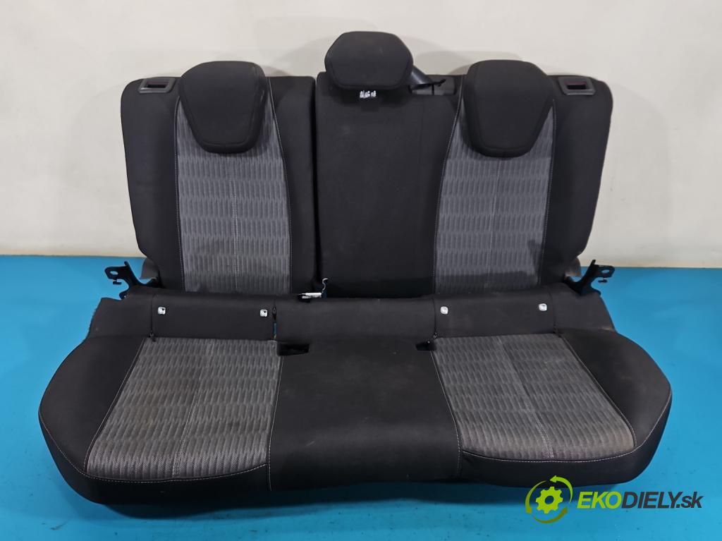 Opel Corsa F 2019- 1.2 12V 75 hp manual 55 kW 1199 cm3 5- Pohovka: zadní  (Sedadlo)