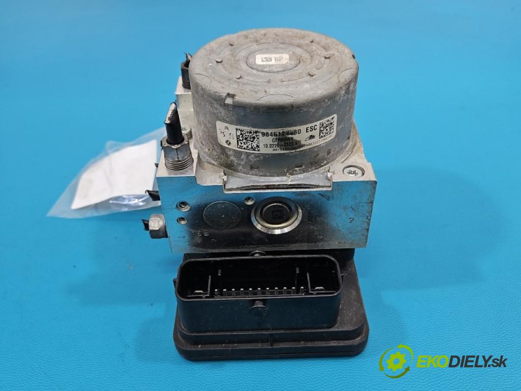 Opel Corsa F 2019- 1.2 12V 75 HP manual 55 kW 1199 cm3 5- čerpadlo abs 285160-49293 (Pumpa ABS)