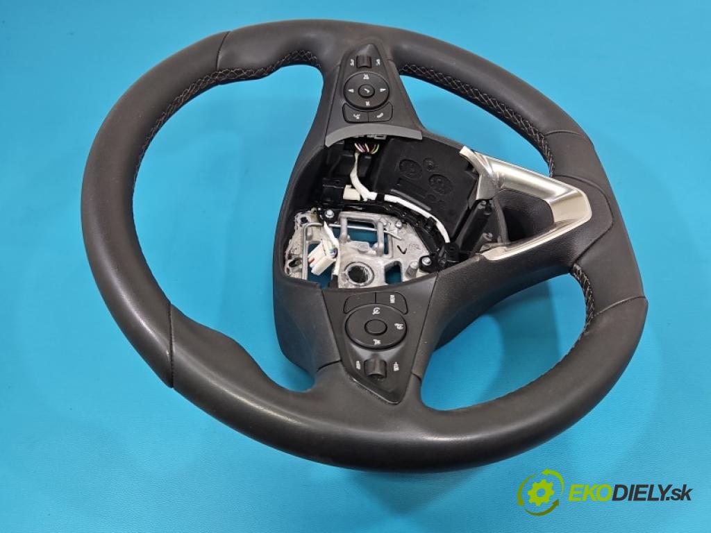 Opel Corsa F 2019- 1.2 12V 75 HP manual 55 kW 1199 cm3 5- volant 98524834ZD (Volant)