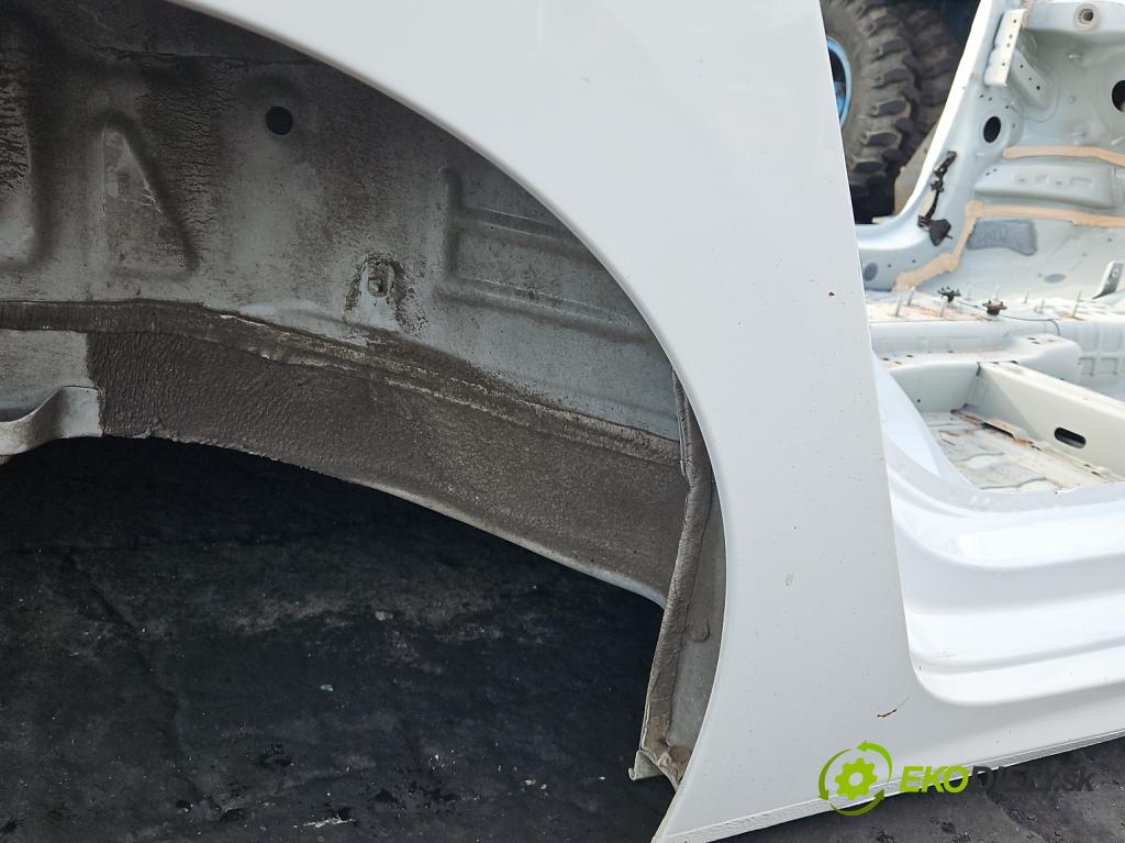 Opel Corsa F 2019- 1.2 12V 75 hp manual 55 kW 1199 cm3 5- blatnik zadní pravý