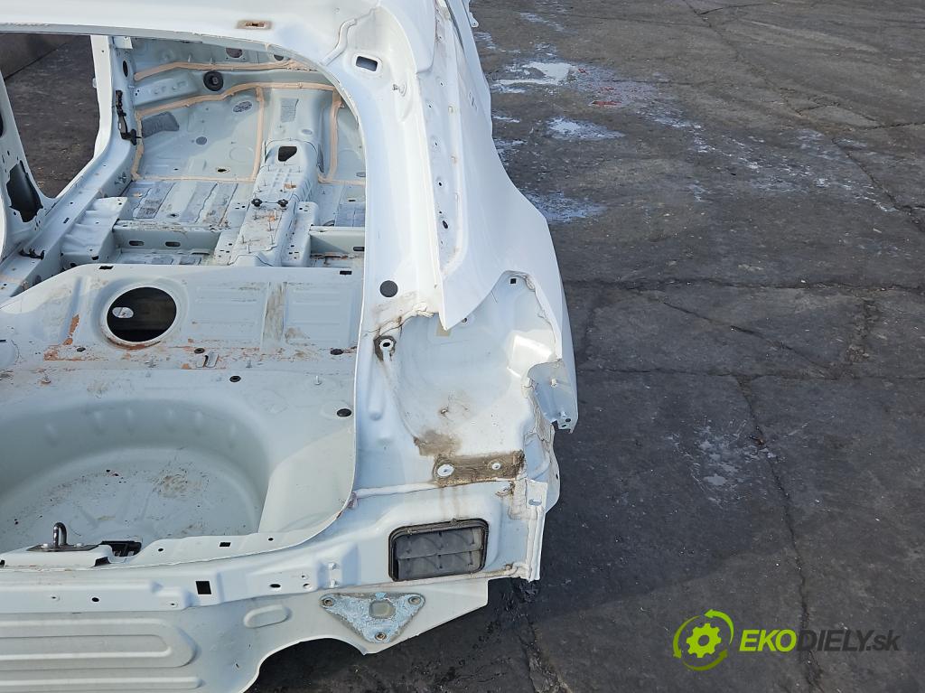 Opel Corsa F 2019- 1.2 12V 75 hp manual 55 kW 1199 cm3 5- blatnik zadní pravý