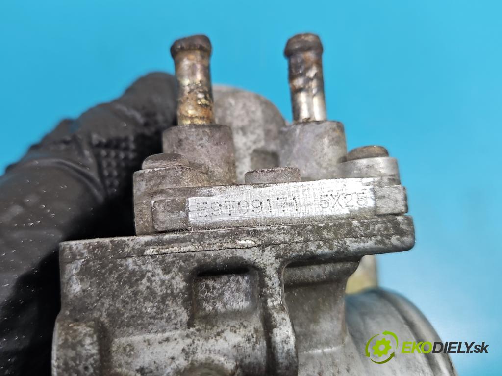 Suzuki Ignis 1.3 16V 93KM manual 68.6 kW 1328 cm3 5- škrticí klapka (Škrticí klapka)