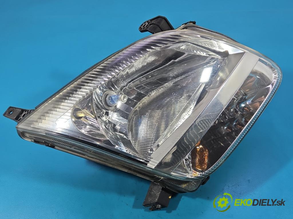 Suzuki Ignis 1.3 16V 93KM manual 68.6 kW 1328 cm3 5- Reflektor: pravý (Svetlo predné pravé)