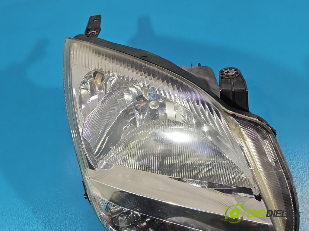 Suzuki Ignis 1.3 16V 93KM manual 68.6 kW 1328 cm3 5- Reflektor: pravý (Svetlo predné pravé)