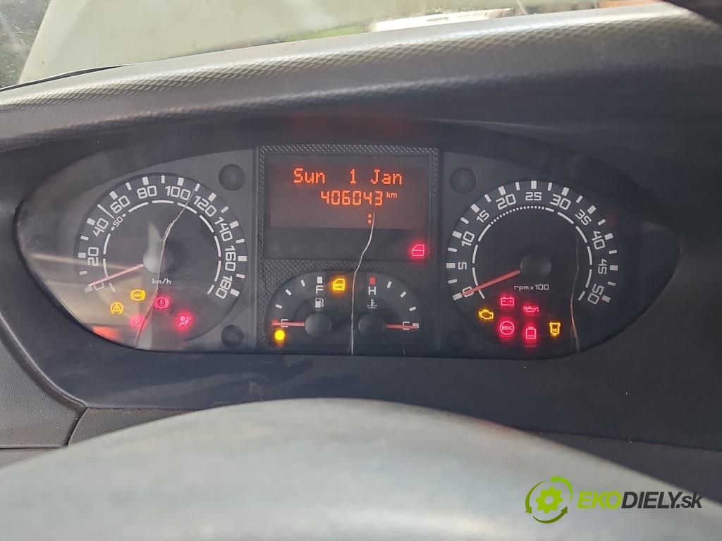 Iveco Daily IV 2006-2014 2.3 HPI 116 HP manual 85 kW 2287 cm3 5- prístrojovka/ budíky 69500156 (Prístrojová doska)