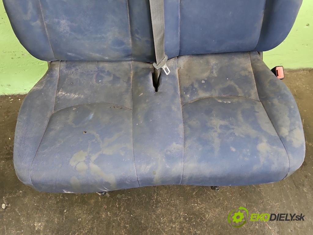 Iveco Daily IV 2006-2014 2.3 HPI 116 hp manual 85 kW 2287 cm3 5- Sedadlo pravý  (Sedadlo)