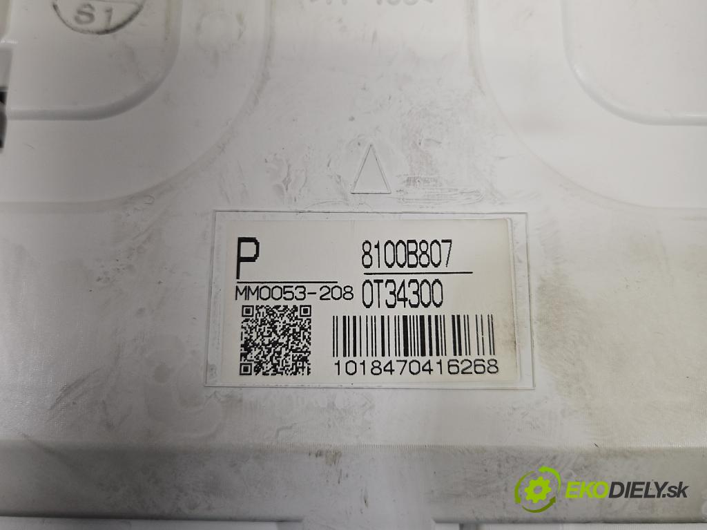 Mitsubishi Outlander II 2006-2013 2.2 DI-D 177 HP manual 130 kW 2268 cm3 5- prístrojovka/ budíky MM0053-208 (Prístrojová doska)