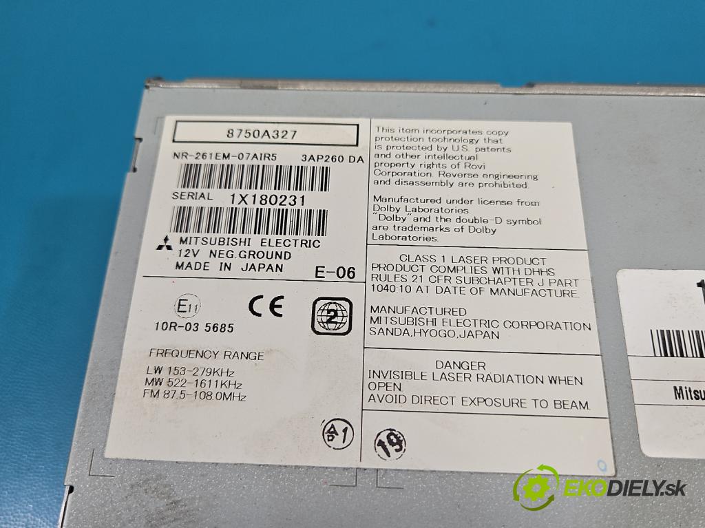 Mitsubishi Outlander II 2006-2013 2.2 DI-D 4N14 177 HP manual 130 kW 2268 cm3 5- Radio originál 261EM-07AIR5