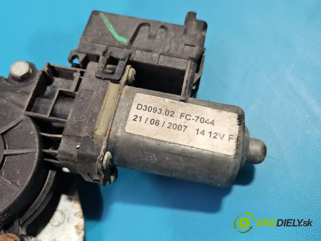 Iveco Daily IV 2006-2014 2.3 HPI 116 hp manual 85 kW 2287 cm3 5- mechanismus stahování přední levý