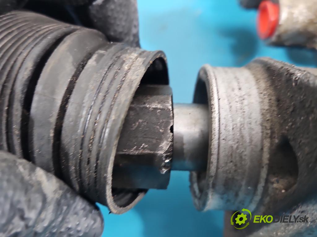Vw Golf IV 1997-2003 1.9 tdi 110 HP manual 81 kW 1896 cm3 5- Ozubené kolo: volant