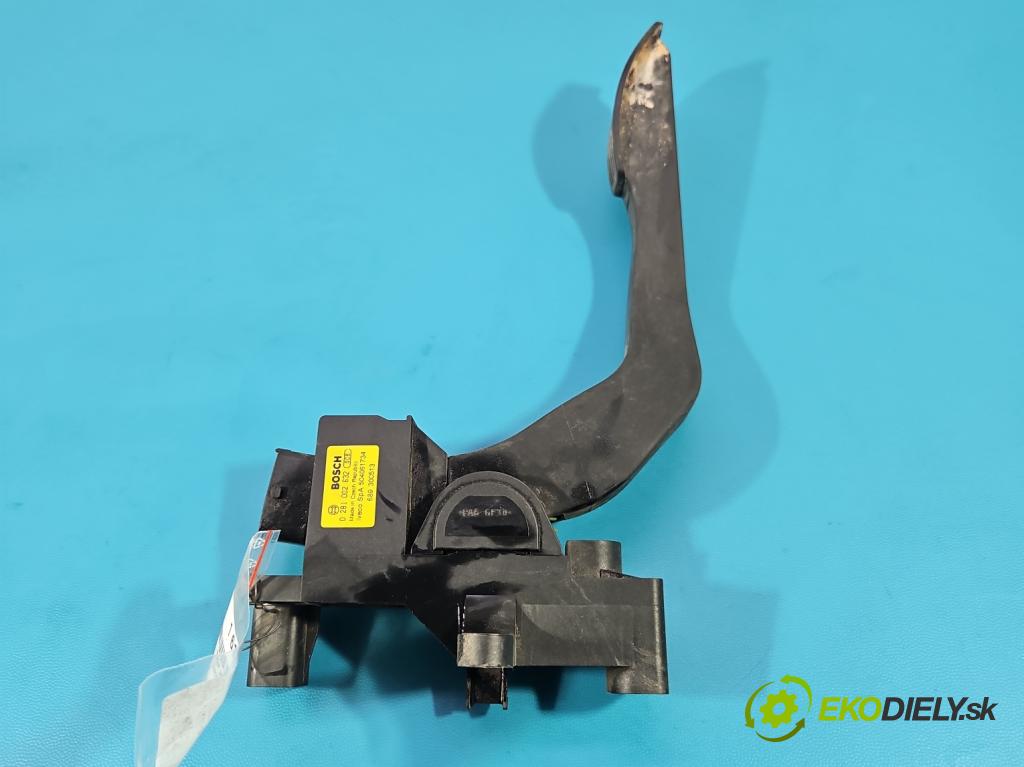 Iveco Daily IV 2006-2014 2.3 HPI 116 HP manual 85 kW 2287 cm3 5- pedal plyn potenciometr: 0281002632