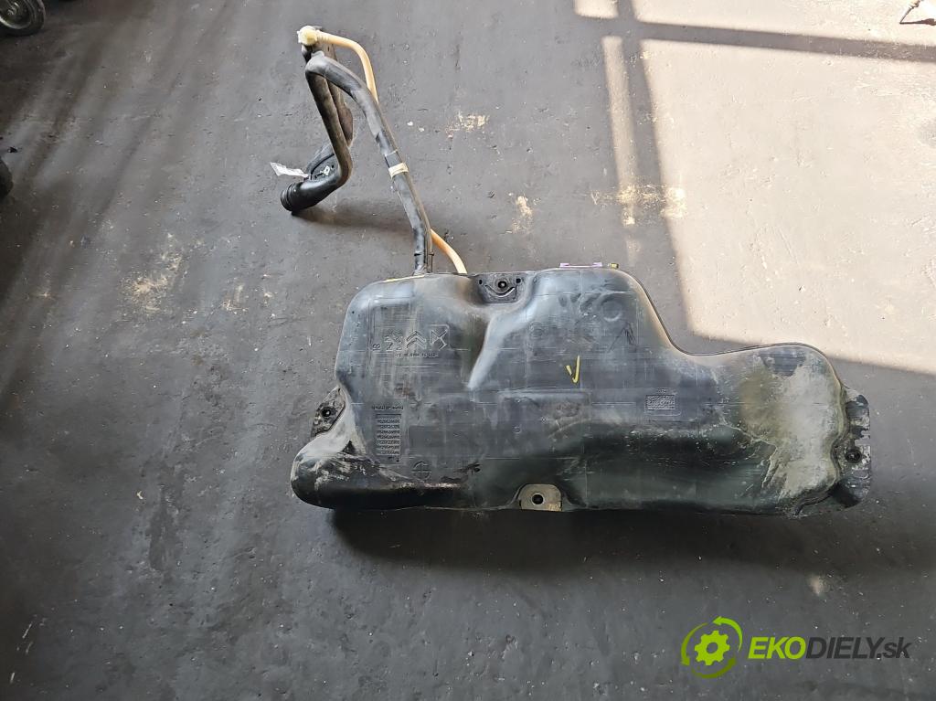 Opel Corsa F 2019- 1.2 12V 75 HP manual 55 kW 1199 cm3 5- Nádrž: palivo 9835063280 (Palivová nádrž)