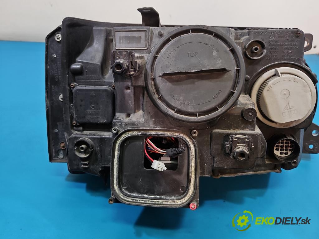 Land rover Range Rover III L322 2001-2012 4.4 V8 313 HP automatic 230 kW 4367 cm3 5- Reflektor: ľavý AH42-13W030-EB (Kľučka dverí ostatné)