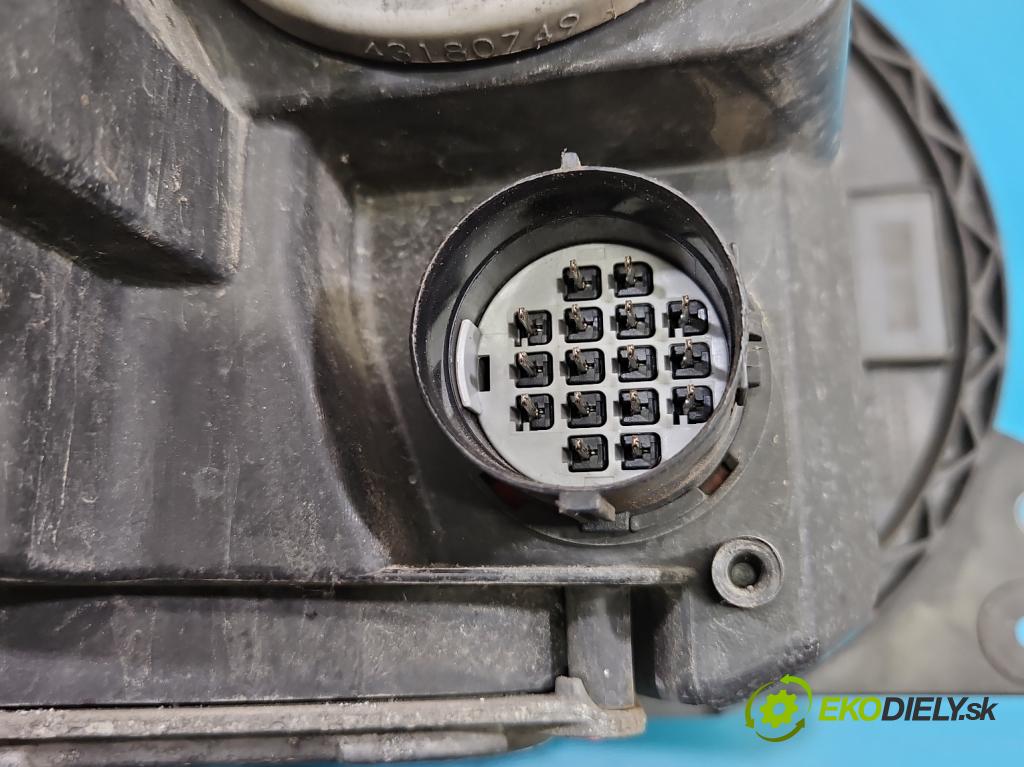 Land rover Range Rover III L322 2001-2012 4.4 V8 313 HP automatic 230 kW 4367 cm3 5- Reflektor: ľavý AH42-13W030-EB (Kľučka dverí ostatné)