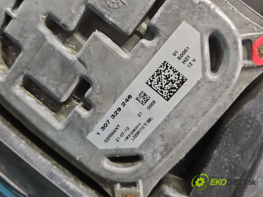 Land rover Range Rover III L322 2001-2012 4.4 V8 313 HP automatic 230 kW 4367 cm3 5- Reflektor: ľavý AH42-13W030-EB (Kľučka dverí ostatné)