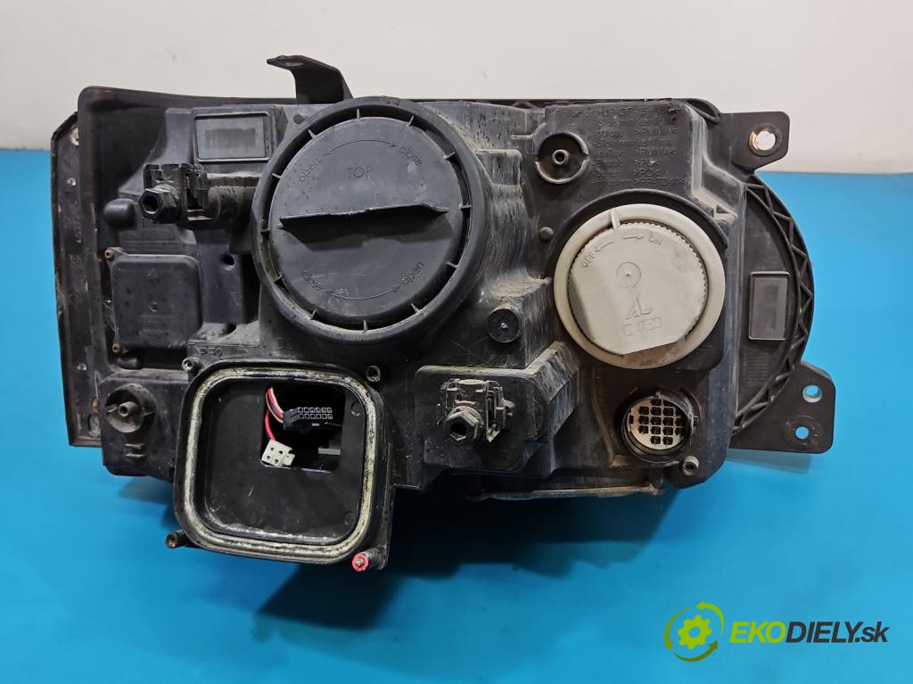 Land rover Range Rover III L322 2001-2012 4.4 V8 313 HP automatic 230 kW 4367 cm3 5- Reflektor: ľavý AH42-13W030-EB (Kľučka dverí ostatné)