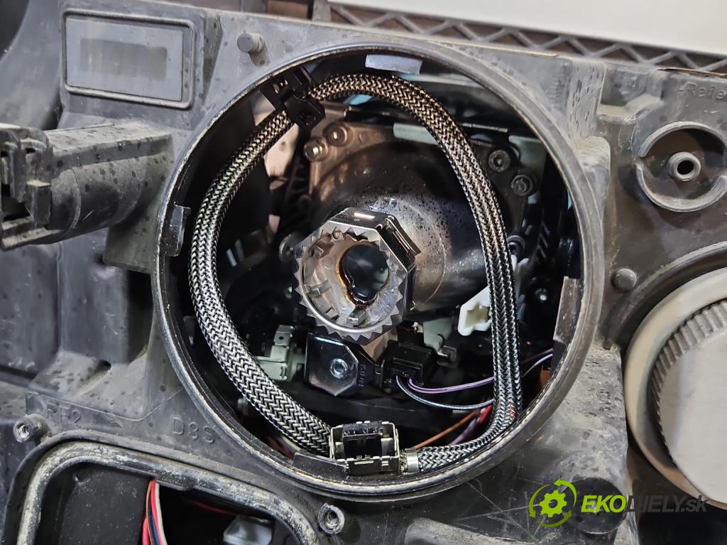 Land rover Range Rover III L322 2001-2012 4.4 V8 313 HP automatic 230 kW 4367 cm3 5- Reflektor: ľavý AH42-13W030-EB (Kľučka dverí ostatné)