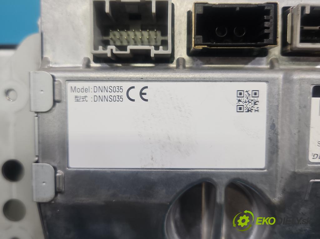 Land rover Range Rover III L322 2001-2012 4.4 V8 313 HP automatic 230 kW 4367 cm3 5- Radio originál BH42-10E887-RB