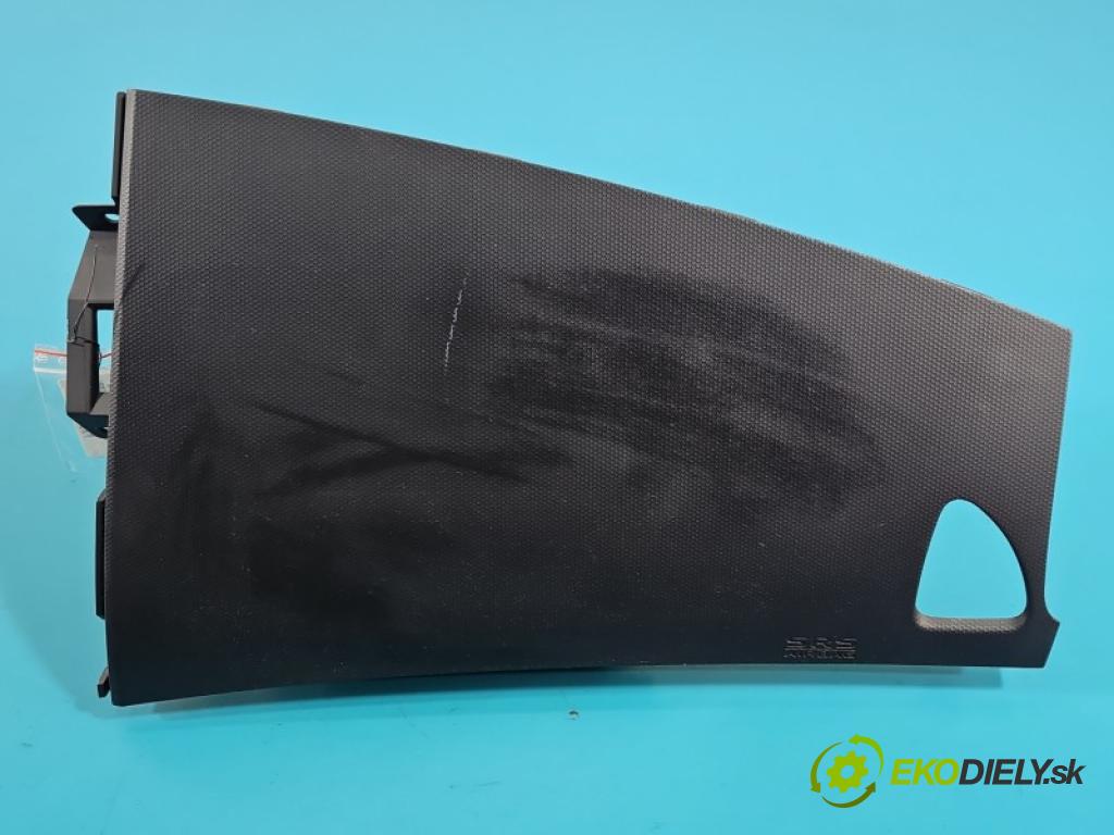 Mitsubishi Outlander II 2006-2013 2.2 DI-D 4N14 177 HP manual 130 kW 2268 cm3 5- airbag vzduch: spolujezdce: 45L110628080 (Airbag)