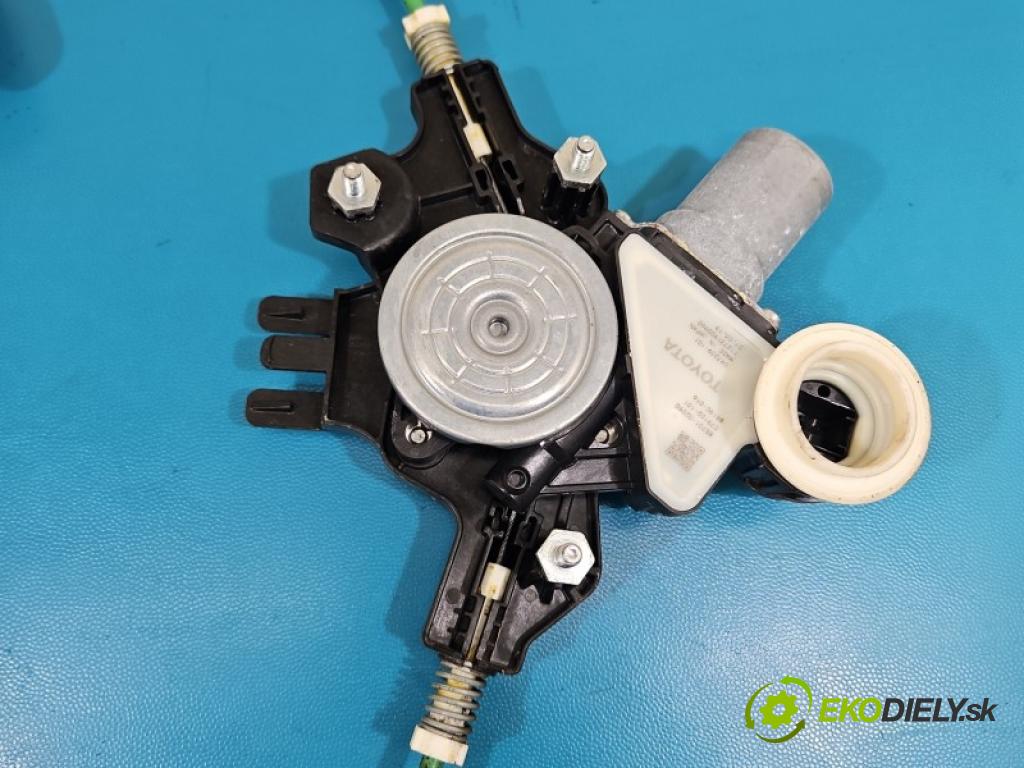 Toyota Corolla E21 2019- 1.6 16V 132 hp manual 97 kW 1598 cm3 4- mechanismus stahování přední levý 553421-104
