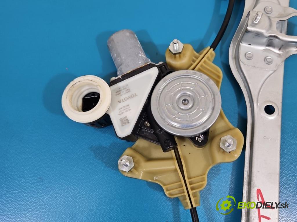 Toyota Corolla E21 2019- 1.6 16V 132 hp manual 97 kW 1598 cm3 4- mechanismus stahování zadní pravý 85701-02090