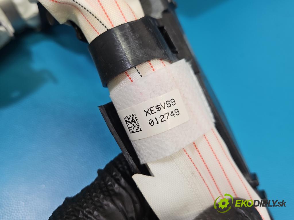 Toyota Corolla E21 2019- 1.6 16V 132 hp manual 97 kW 1598 cm3 4- Záclona: levé 5J0R50819Q9A