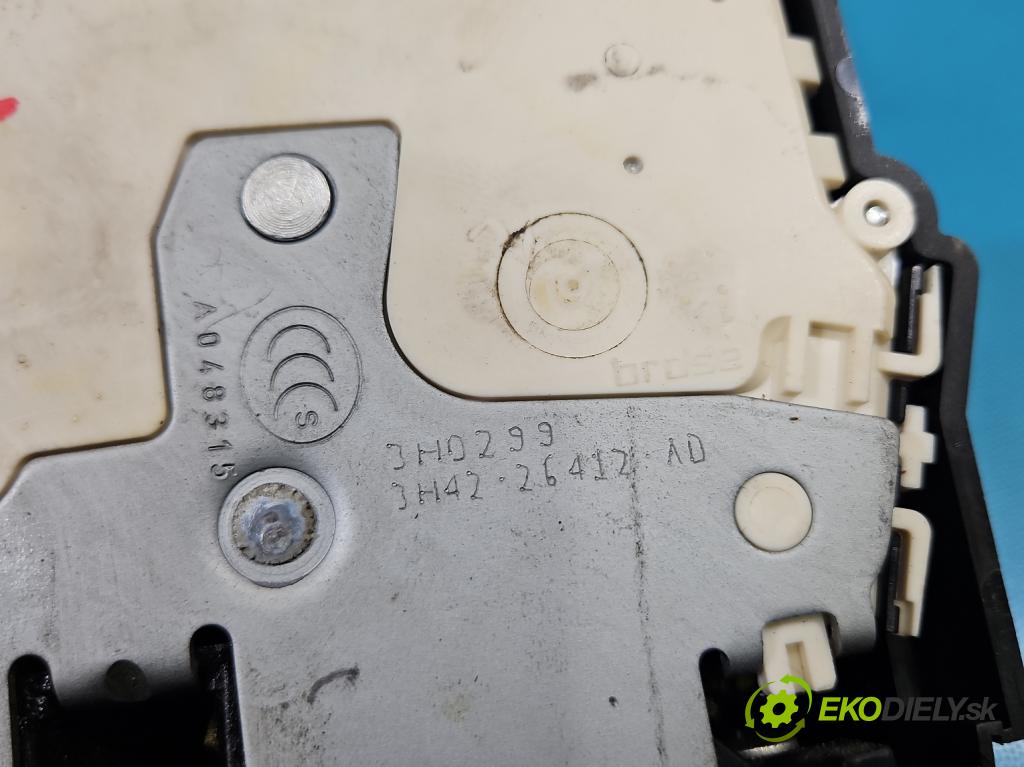 Land rover Range Rover III L322 2001-2012 4.4 V8 313 HP automatic 230 kW 4367 cm3 5- zámok zadné pravý 1899612-2K1983-111
