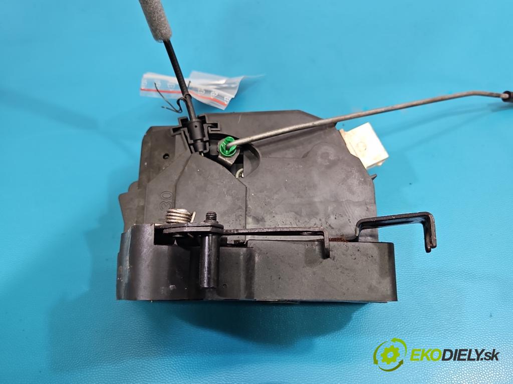 Land rover Range Rover III L322 2001-2012 4.4 V8 313 HP automatic 230 kW 4367 cm3 5- zámok zadné pravý 1899612-2K1983-111